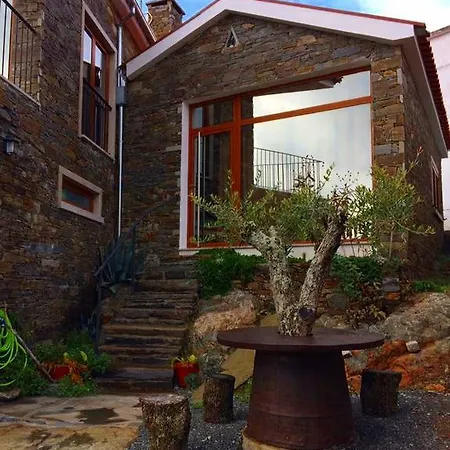 بيت ضيافة Casa D'avo Faia Morais